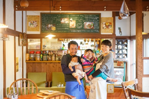 コートノー村と長野・松本の「こーさんのうち」を訪ねる旅 イメージ