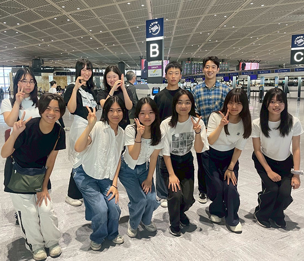 ≪羽田空港から添乗員が同行します!≫