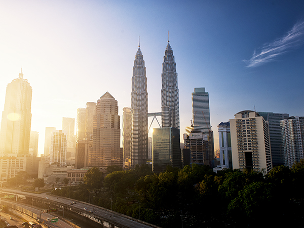 過去と現在が融合している経済都市